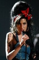 El despilfarro de dinero de Amy Winehouse sale a la luz 