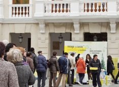 El Ayuntamiento de Guadalajara distribuye 1.500 cajas dentro de la campaña “La cesta amarilla del reciclado”