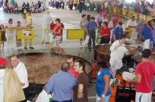 La comida popular y el Festival de Rejones despiden las Fiestas de Azuqueca