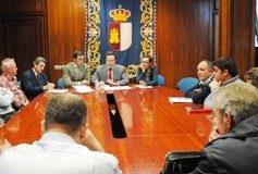 Fomento sigue trabajando en la remodelación de la concesión del transporte de la Sierra Norte 