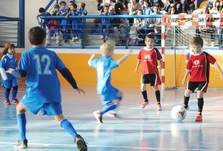 Alrededor de 250 niños se dieron cita en la primera jornada de la liga de Fútbol Sala ‘Futuros Campeones’ en Azuqueca