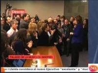 TVE emite el 'off the record' de Soraya con los periodistas