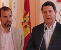 Page dice en Alovera que el PSOE dedicará sus esfuerzos en próximas semanas a que los presupuestos de Cospedal "no terminen de hundir a la región" 