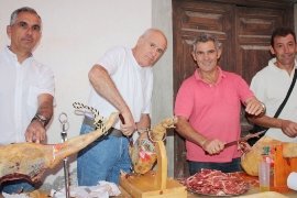 Los seteros vivieron intensamente las fiestas del Cristo de la Misericordia en la plaza del pueblo