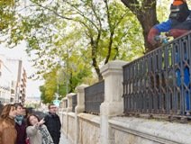 Las concejalas de Empleo y Parques visitan las obras de mejora que está realizando la Escuela Talle en el Parque de la Concordia