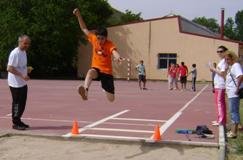 El III Festival de Atletismo de Sigüenza le pone un final solidario a la temporada 2011-2012 