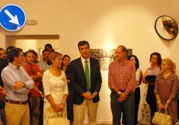 El Alcalde inaugura la exposición fotográfica de Virgilio Hernando