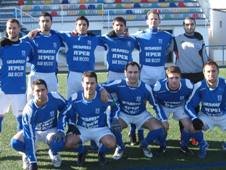 El Yunquera mereció hacerse con los tres puntos ante el líder, en un partido que acabó en tablas