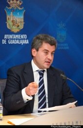 El Presupuesto del Ayuntamiento de Guadalajara de 2012 superará los 66 millones de euros y garantizará los servicios municipales, los servicios sociales y el fomento del empleo