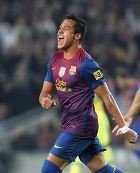 Alexis sitúa al Barça a un punto del Real Madrid 