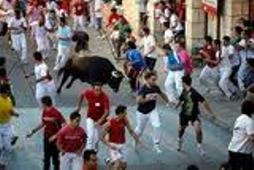 Dos heridos por asta de toro en Brihuega 