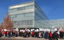 Las limpiadoras del Hospital de Guadalajara van a la huelga indefinida ante los impagos del Sescam