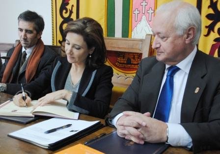 El Ayuntamiento de El Casar se adhiere al convenio entre la Junta y la Fábrica Nacional de Moneda y Timbre 