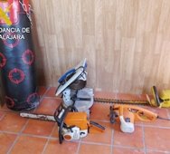 La Guardia Civil detiene a tres personas relacionadas con robos cometidos en la Urbanización “La Beltraneja” de Trijueque 