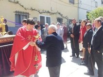 La presidenta de la Diputación, Ana Guarinos, asiste a la celebración de la Cruz de Mayo en Fuentelahiguera y Matarrubia 