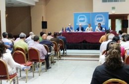 Guarinos destaca “que las medidas adoptadas por los Gobiernos de Rajoy y Cospedal están empezando a tener efecto”