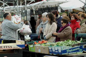 La instalación del mercadillo semanal de Azuqueca se suspende los miércoles 11 y 18 de septiembre