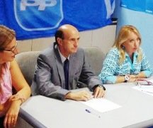 El PP de Azuqueca denuncia la política "de pancarta y pandereta" de Bellido