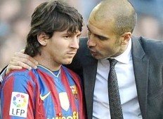 El desplante de Messi a Guardiola: interrumpió su charla, pidió una Coca-Cola y se la bebió sin su permiso 