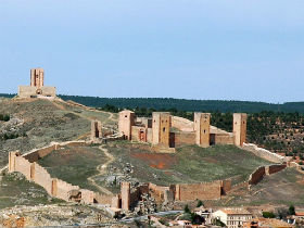 El castillo de Molina de Aragón domina toda la comarca