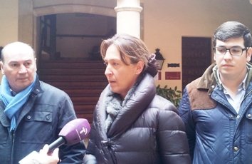 Ana Guarinos: “García Page busca desesperadamente huir de la región por la puerta de atrás porque sabe que los ciudadanos no confían en él"