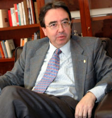 Fernando Galván, único candidato a rector de la Universidad de Alcalá