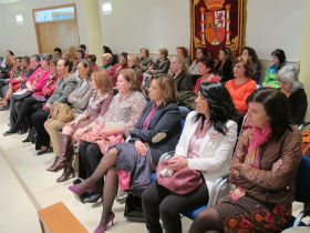 Cabanillas del Campo rinde homenaje a las mujeres y clama por medidas que visibilicen su talento y esfuerzo