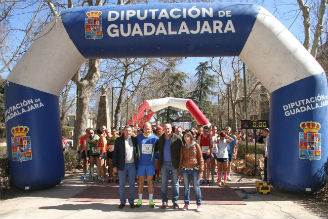 Cuatrocientos corredores en la X Carrera Ciudad del Doncel de Sigüenza