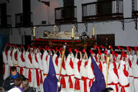 Las Hermandades de la Soledad y Virgen de los Dolores en Yunquera de Henares apuran los últimos ensayos para la procesión del Santo Entierro 
