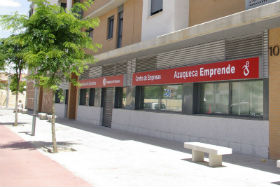 Las solicitudes deben presentarse en el Centro de Empresas, situado en la avenida de los Escritores. Fotografía: Álvaro Dïaz Villamil / Ayuntamiento de Azuqueca de Henares