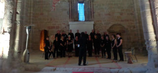 El Coro Universitario de Albacete contribuyó con su concierto al proyecto de restauración de la Iglesia de Santiago