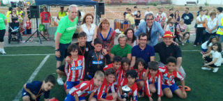 La Real Sociedad de Alcalá arrasa en el II Torneo Santa Águeda de Fútbol 7, organizado en beneficio de Cáritas Villanueva