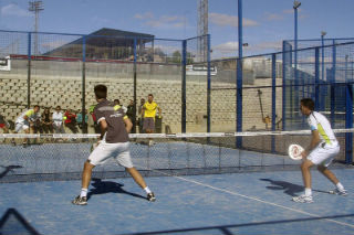 Imagen de archivo de un partido del Ranking de Pádel. Fotografía: Álvaro Díaz Villamil / Ayuntamiento de Azuqueca de Henares