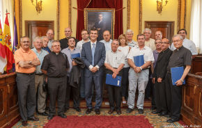 El Ayuntamiento subvencionará a 18 parroquias para la atención a familias necesitadas