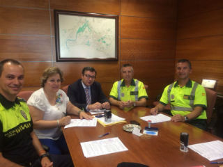 El Ayuntamiento de Alovera firma un Acuerdo en materia de Seguridad Vial