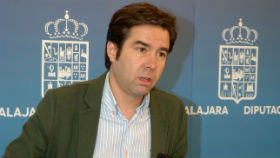 El vicepresidente de la Diputación denuncia a Pérez León por los insultos vertidos contra él durante un Pleno
