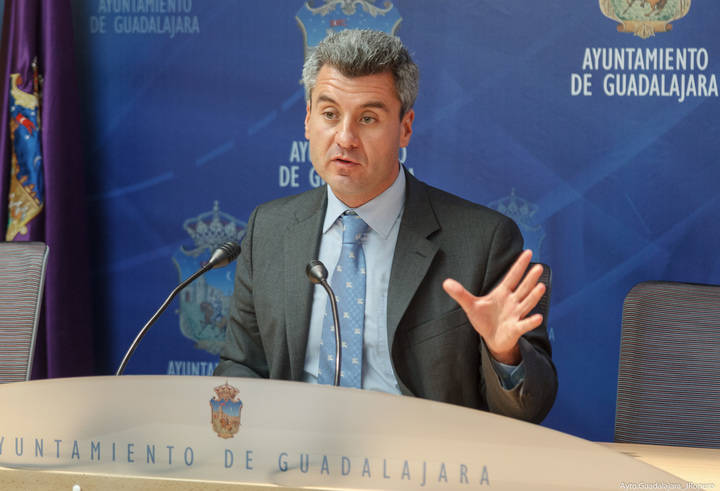 Guadalajara presenta un proyecto de presupuestos para 2015 riguroso y realista