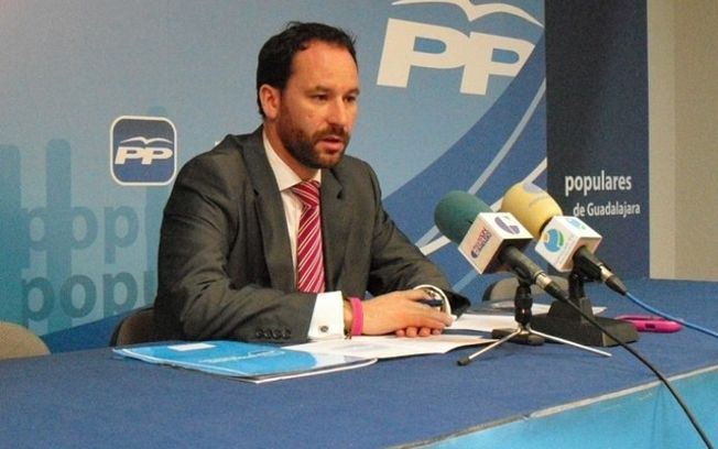 Luis García: “ La campaña de Daniel Jiménez demuestra que no ha tenido ningún interés por las preocupaciones de los ciudadanos de Guadalajara durante más de siete años”