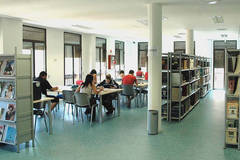 Imagen de archivo de la sala de estudio de la biblioteca. Fotografía: Álvaro Díaz Villamil/ Ayuntamiento de Azuqueca de Henares