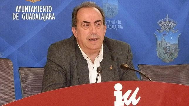 José Luis Maximiliano gana las primarias de Izquierda Unida en Guadalajara