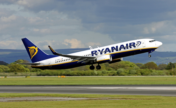 Ryanair deja en tierra en Dublín a 39 escolares y 4 profesores de El Casar