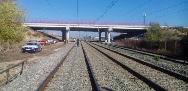 Fallece una mujer arrollada por el tren en Azuqueca de Henares