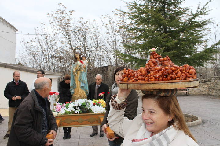 Tabladillo celebró ayer su fiesta patronal de la Virgen de las Candelas