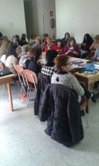 Éxito de participación en la jornada informativa de Jadraque, organizada por los Servicios Sociales y la Asociación de Mujeres